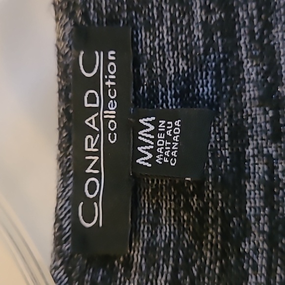 Long shrug. Conrad C, size M, heather black & gray. - Picture 4 of 6